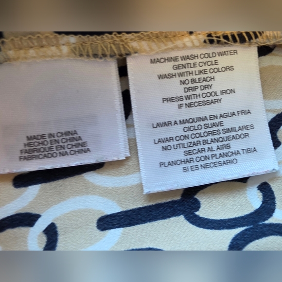 Jones New York Woman Sleeveless Blouse 16W Black Beige Geometric Chain Print - Picture 6 of 7